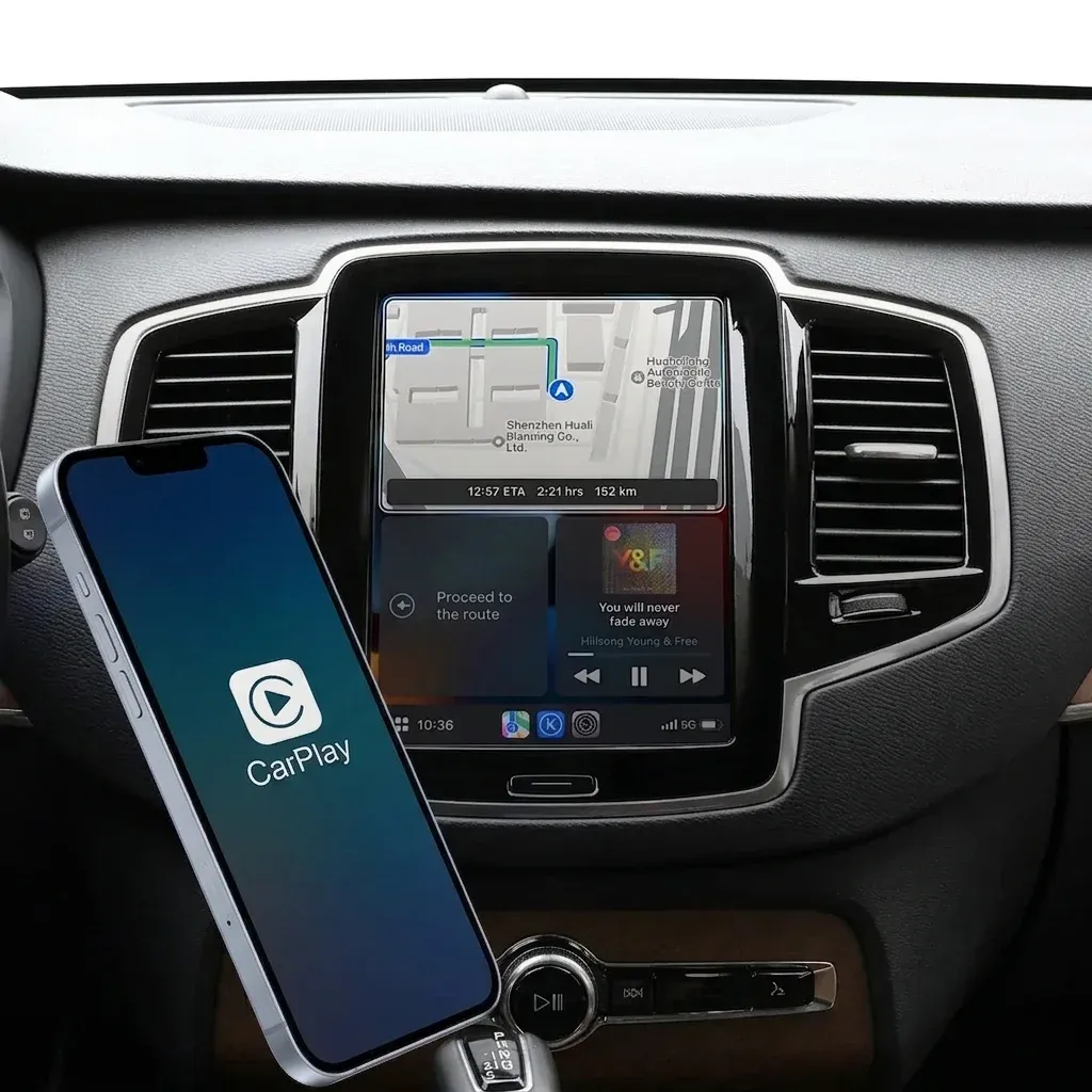 ISUDAR wireless CarPlay module for Volvo